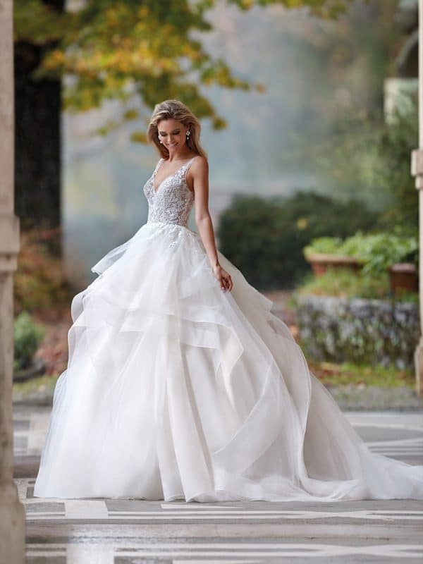 Wedding Dress Nicole NI12100 collection 2021 | boutique Paris