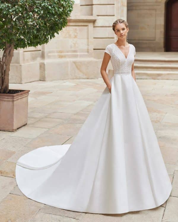 DINA Wedding Dress Aire Barcelona Collection 2022| Paris