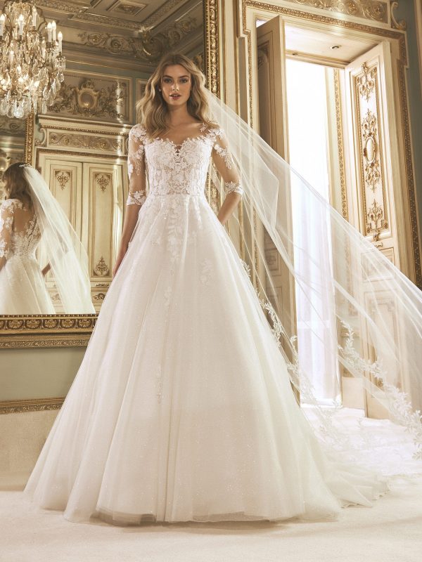 GULSTAN wedding dress: San Patrick collection 2022 Paris Boutique