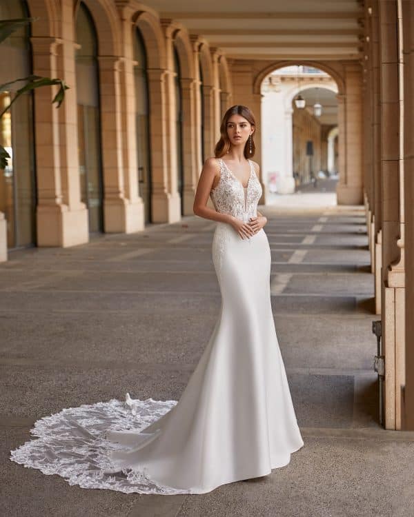 TASHA Wedding Dress lunanovias collection 2023: Paris Boutique
