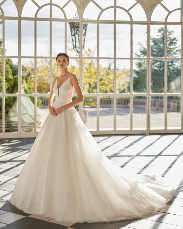 ALMORY Wedding Dress Aire Barcelona Collection 2023| Paris Boutique