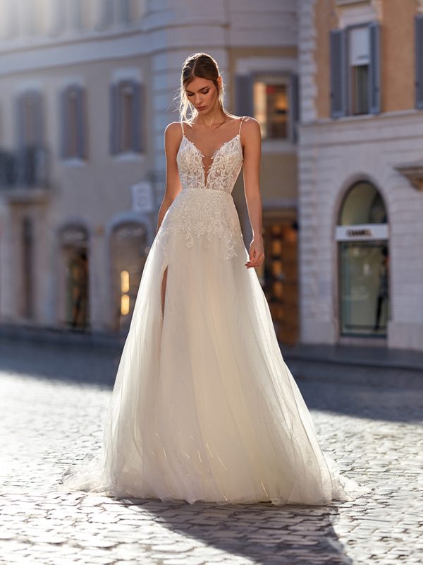 AUBRETTE Nicole Wedding Dress collection 2023| Boutique Paris