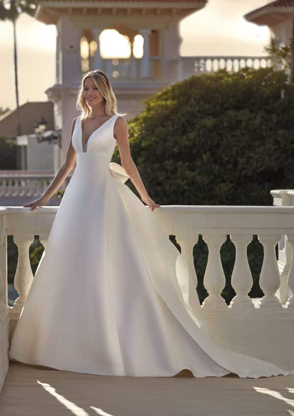 FAUSTINE wedding dress: San Patrick collection 2023 Paris Boutique