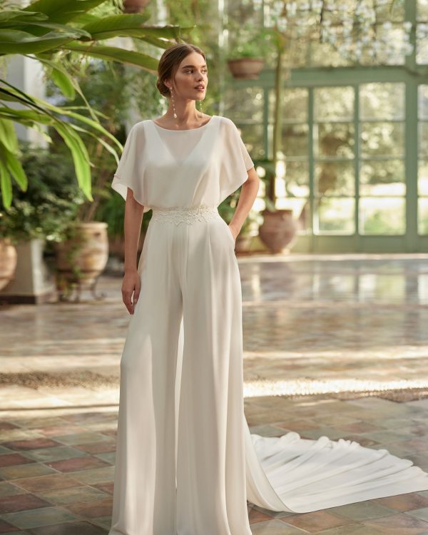 LALIA Wedding Dress Alma Novias collection 2024 Paris