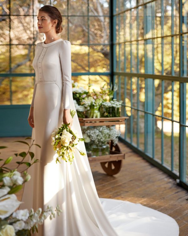 NAIMA Wedding Dress Aire Barcelona Collection 2024| Paris Boutique