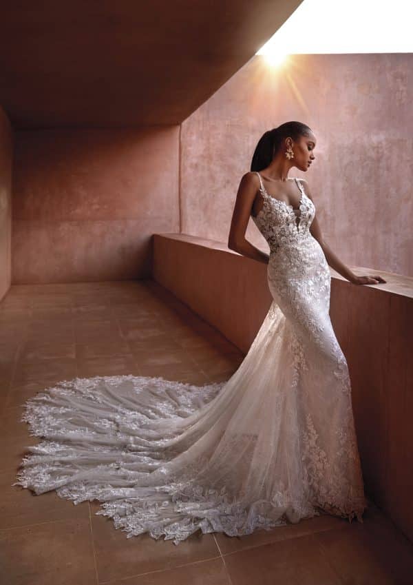 SEYCHELLES Wedding Dress Pronovias collection 2024