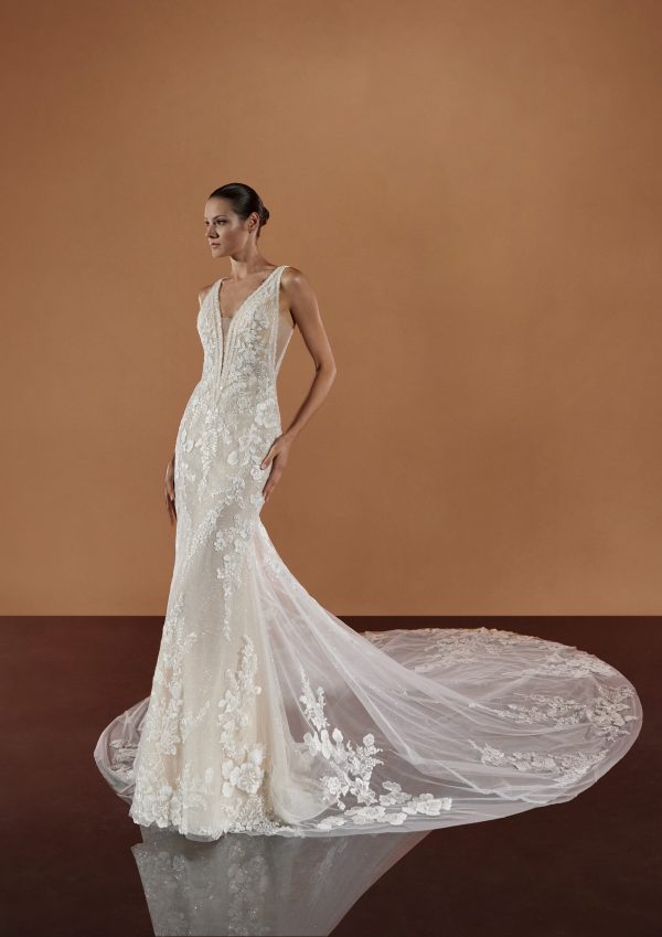 ASMIN Wedding Dress Pronovias Privee collection 2025 | Paris Boutique