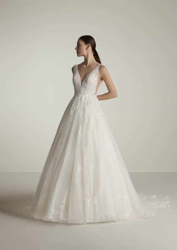 Robe de mariée SONATTA San Patrick collection 2025 | Paris